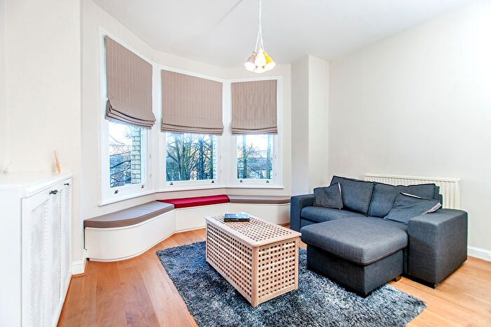 1 Bedroom Flat To Rent In Garlinge Road, London, NW2