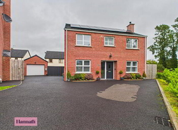 4 Bedroom Detached House For Sale In Nicholson Green, Craigavon, BT66
