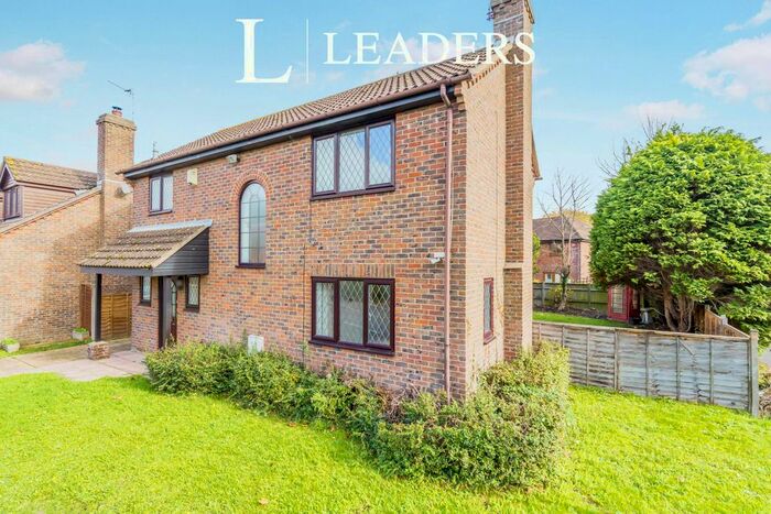 3 Bedroom Detached House To Rent In Alfrey Close, Southbourne, Emsworth, PO10