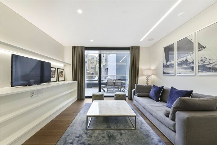 1 Bedroom Flat To Rent In Rathbone Place, London, W1T