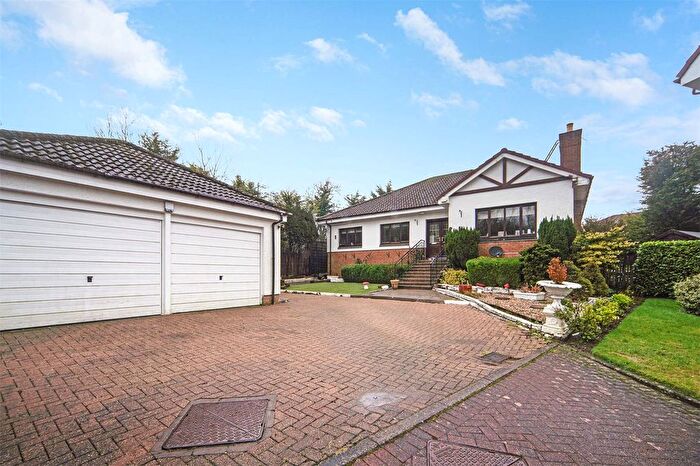 4 Bedroom Bungalow For Sale In Fairfield Drive, Clarkston, Glasgow, East Renfrewshire, G76