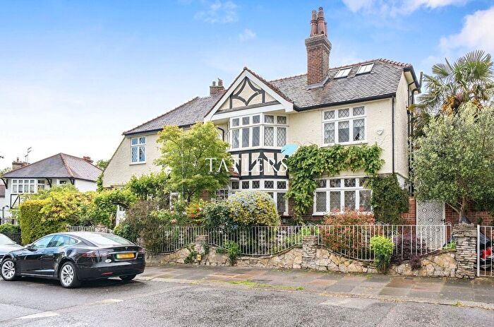 5 Bedroom Detached House To Rent In Grove Avenue, London, N10