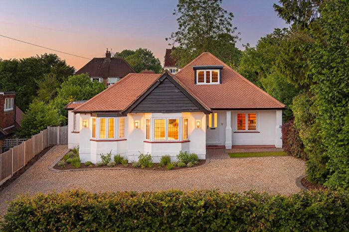 4 Bedroom Detached Bungalow For Sale In Coulsdon, Surrey, CR5