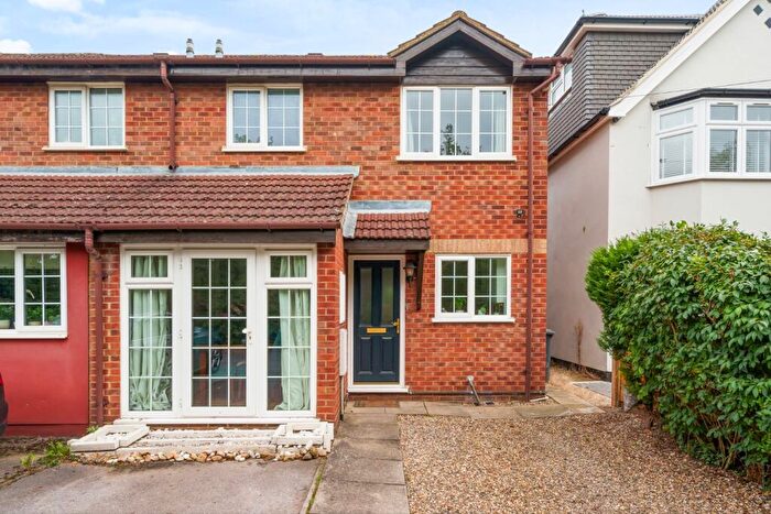 3 Bedroom Semi-Detached House For Sale In Huntercombe Lane North, Taplow, SL6