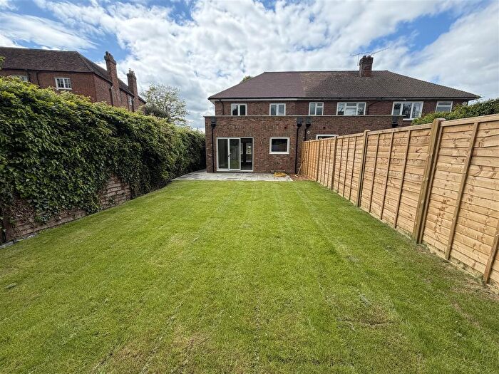 3 Bedroom End Of Terrace House For Sale In Leonard Avenue, Otford, Sevenoaks, TN14