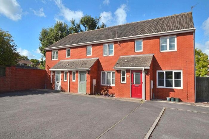 3 Bedroom Terraced House To Rent In Stableford Close, Shepshed, LE12