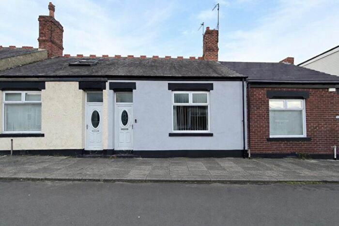 2 Bedroom Cottage For Sale In Romford Street, Sunderland, SR4