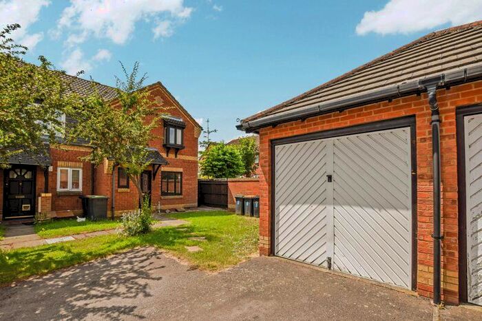 3 Bedroom House To Rent In Sibton Abbey, Riverfield Drive Area, Bedford, MK41