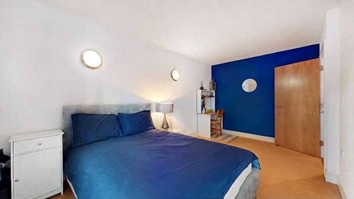 1 Bedroom Flat To Rent In Wharfside Point South, E14