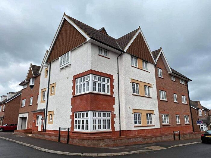 2 Bedroom Flat To Rent In Danby Street Bristol, BS16