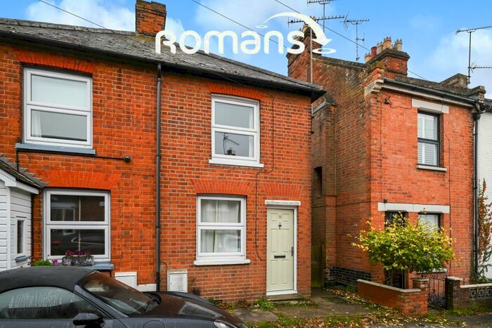 2 Bedroom Semi-Detached House To Rent In Mount Pleasant, Wokingham, RG41