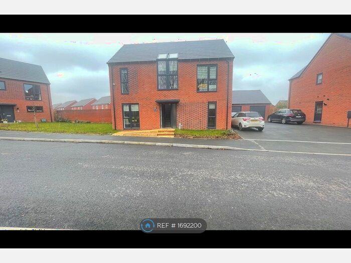 5 Bedroom Detached House To Rent In Larch Road, Stratford Upon Avon, CV37