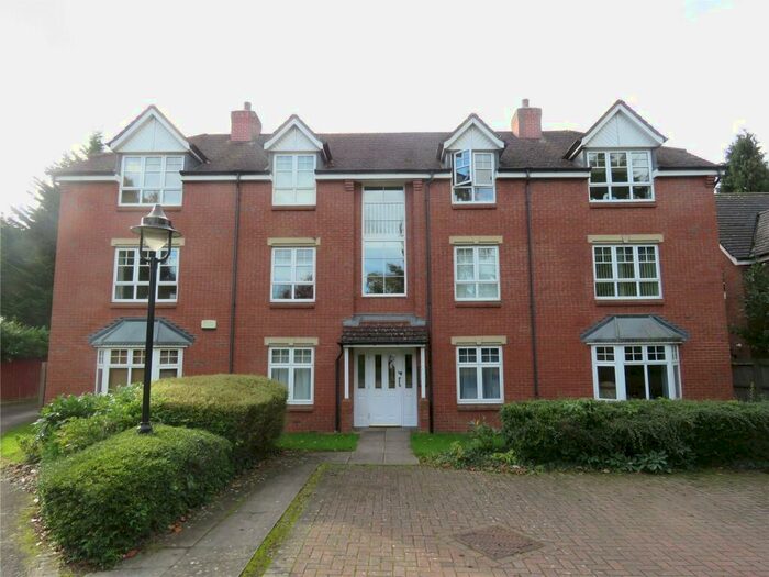 2 Bedroom Apartment To Rent In Thorpe Court, Off Dunsmore Grove, Solihull, West Midlands, B91