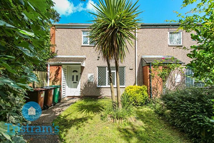 3 Bedroom Terraced House To Rent In Fleming Gardens, Clifton, NG11