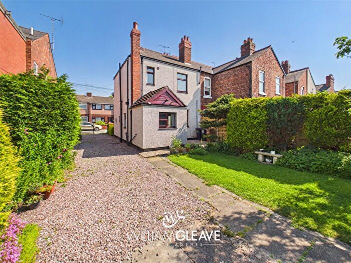 3 Bedroom End Of Terrace House For Sale In Glynne Street, Queensferry, Deeside, Flintshire, CH5