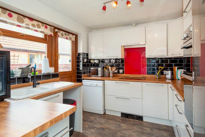 3 Bedroom Detached Bungalow For Sale In Hall Court, Kelfield, York, YO19