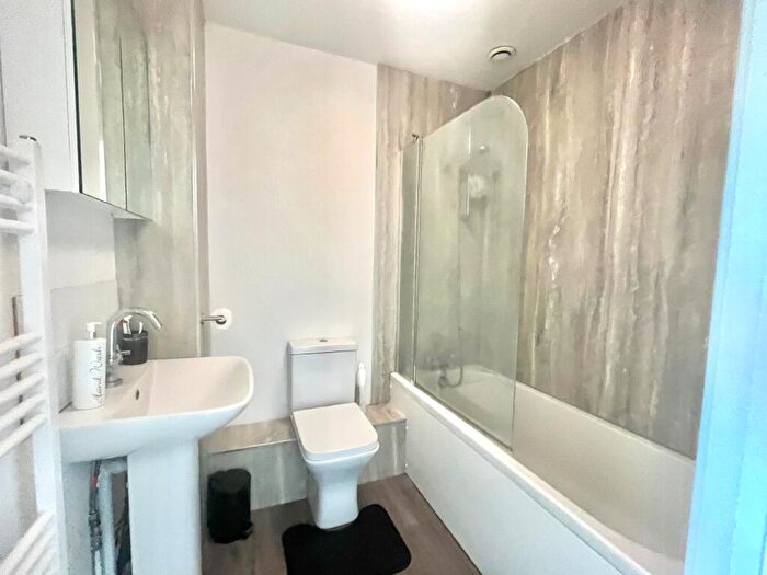 1 Bedroom Flat To Rent In Station Road, Tidworth, SP9