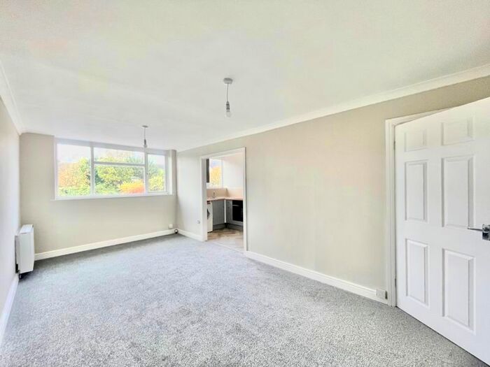 2 Bedroom Flat To Rent In Sperry Court, Chapel Street, Ibstock, LE67