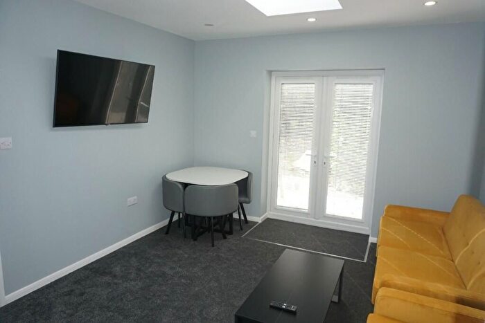 6 Bedroom Semi-Detached House To Rent In Cotman Walk, Bristol, BS7