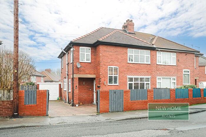 4 Bedroom Semi Detached House For Sale In Park Estate South Kirkby, Pontefract, WF9