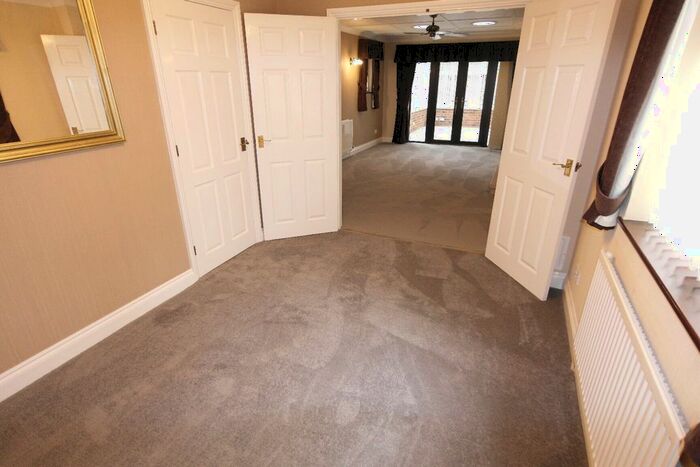 4 Bedroom Detached House For Sale In Tudor Lodge, Grays, Essex, RM16