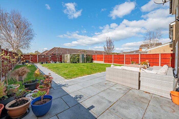 4 Bedroom Detached House For Sale In Vineyard Way, Buckden, St. Neots, Cambridgeshire, PE19