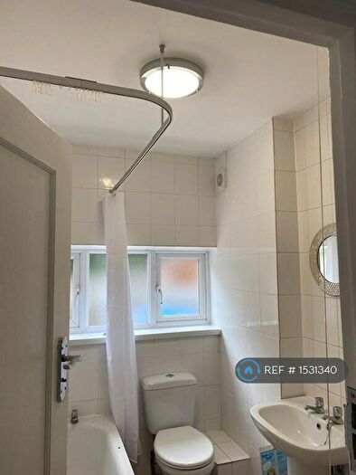 2 Bedroom Maisonette To Rent In Deer Park Gardens, Mitcham/Morden, CR4