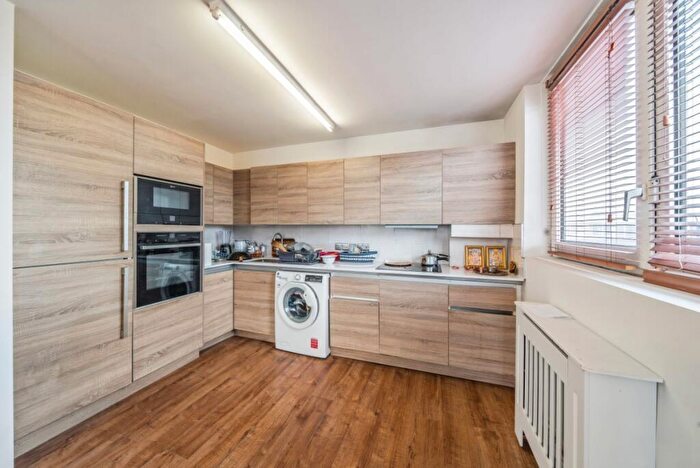2 Bedroom Property To Rent In Wilmount Street, London, SE18