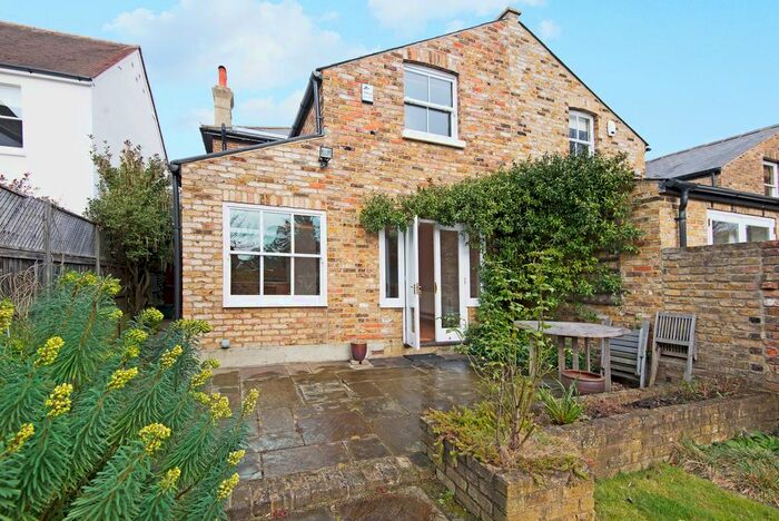 3 Bedroom Detached House To Rent In Richmond Road, West Wimbledon, London, SW20