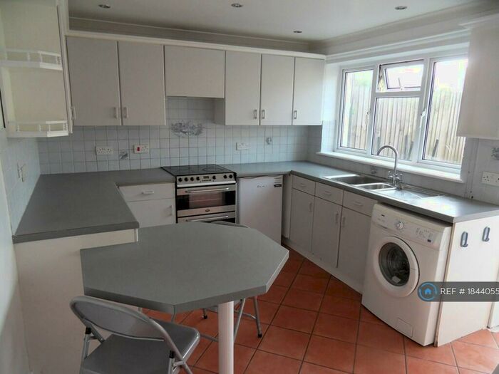 2 Bedroom Terraced House To Rent In Scotland Street, Brighton, BN2