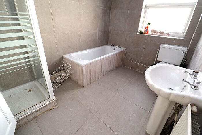 2 Bedroom End Of Terrace House To Rent In Main Street, Mexborough, S64