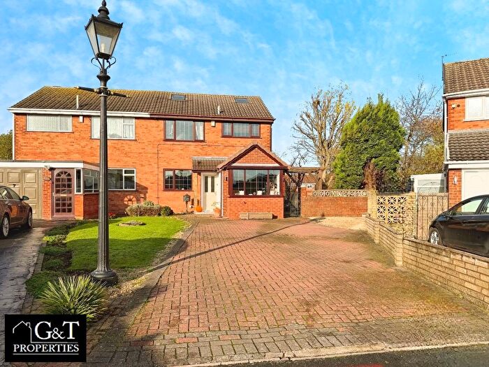 3 Bedroom Semi-Detached House For Sale In Charlotte Road, Wednesbury, WS10