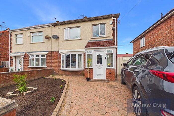 3 Bedroom Semi-Detached House For Sale In Fife Avenue, Jarrow, NE32