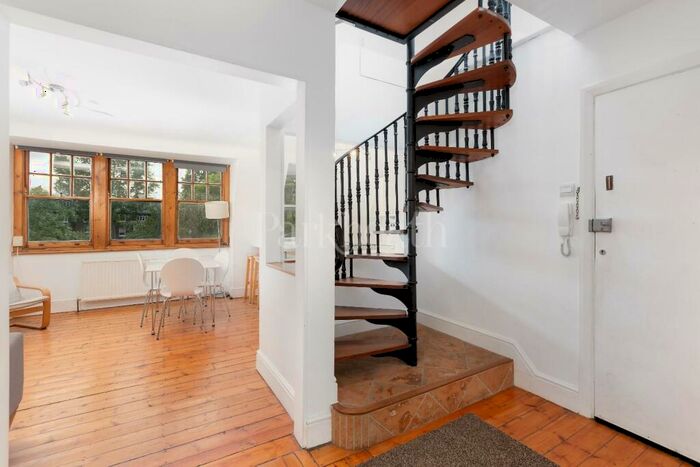 3 Bedroom Flat To Rent In Glenilla Road, Belsize Park, NW3