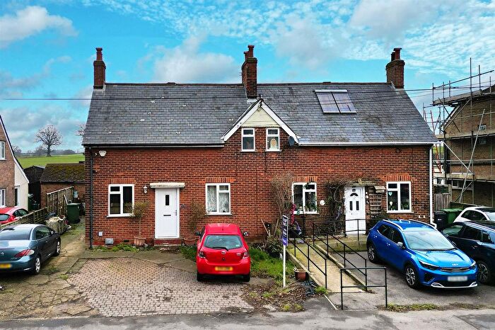 3 Bedroom Semi-Detached House For Sale In Coggeshall Road, Bradwell, Braintree, CM77