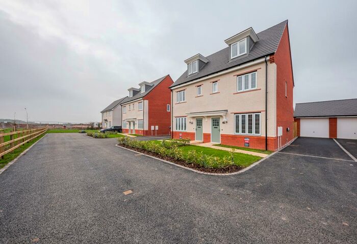 3 Bedroom Town House To Rent In Lambert Gardens, Bunny Lane, Keyworth, Nottingham, NG12