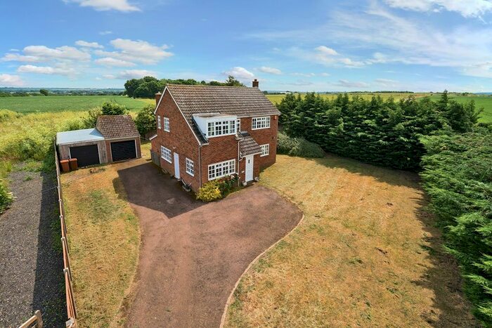 3 Bedroom Detached House For Sale In Pirton Road, Holwell, Hitchin, SG5