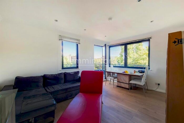 2 Bedroom Flat To Rent In Lambros House, Pentonville Road, London, N1