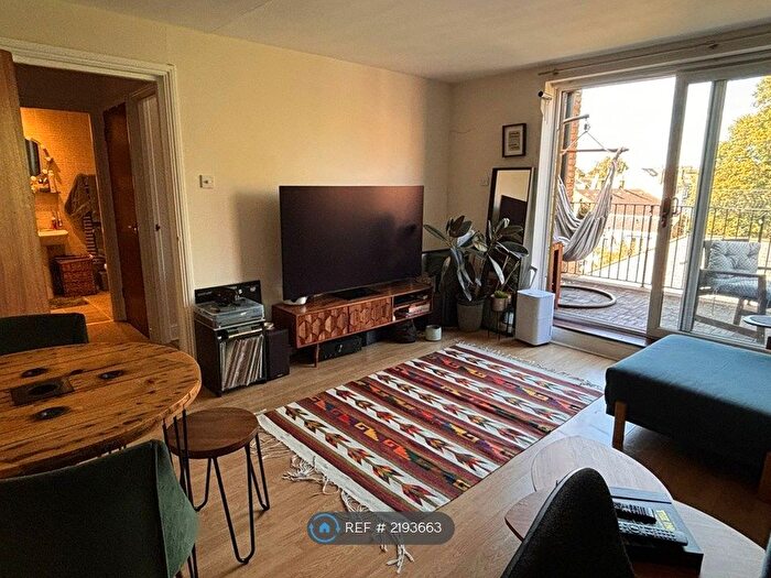 1 Bedroom Flat To Rent In Clapham, London, SW4
