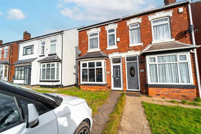 4 Bedroom House To Rent In Umberslade Road, Selly Oak, Birmingham, West Midlands, B29