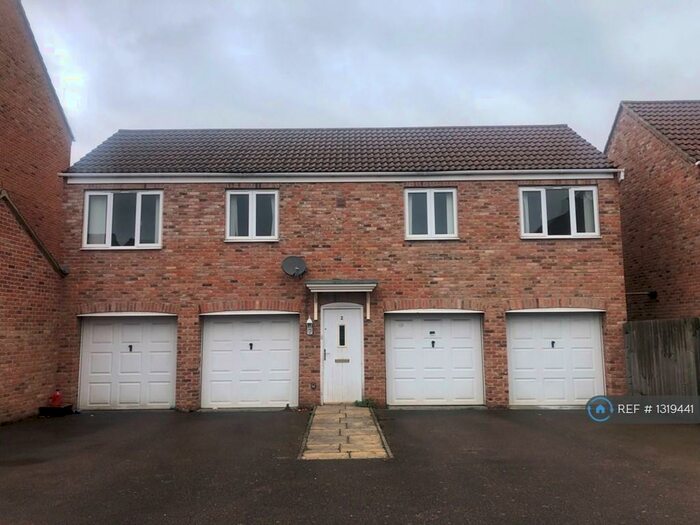 2 Bedroom Flat To Rent In Jeffrey Drive, Sapley, Huntingdon, PE28