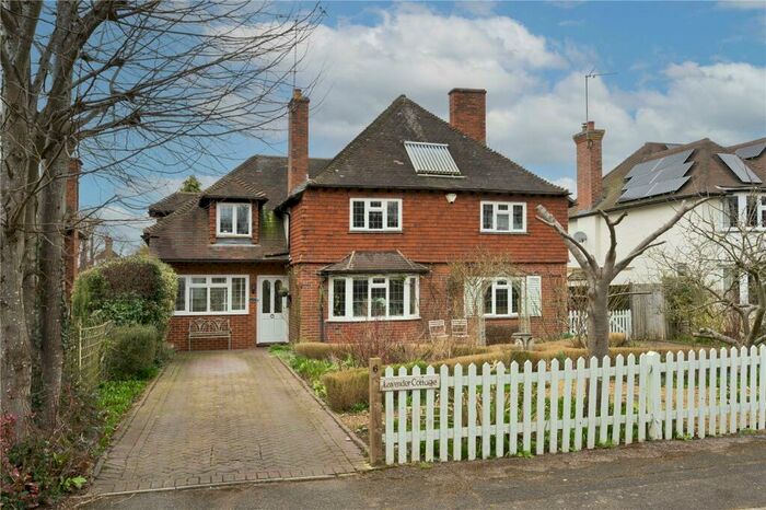 4 Bedroom Detached House To Rent In Ennismore Avenue, Guidford, Surrey, GU1
