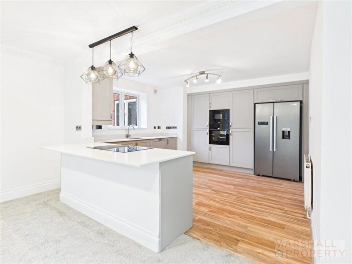 3 Bedroom Apartment To Rent In The Courtyard, Liverpool, L18