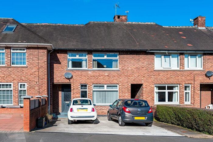 3 Bedroom Terraced House For Sale In Tunwell Drive, Sheffield, S5