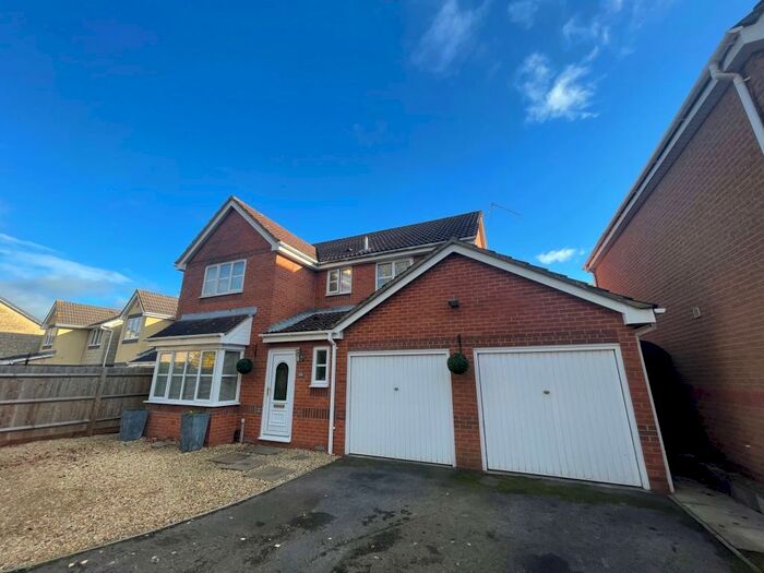 4 Bedroom House To Rent In Ellan Hay Road, Bradley Stoke, Bristol, BS32