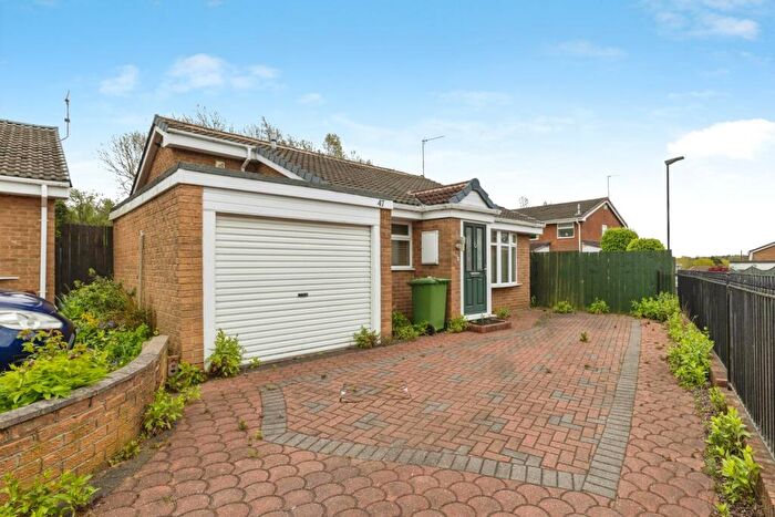 2 Bedroom Bungalow For Sale In Avebury Drive, Washington, Tyne And Wear, NE38