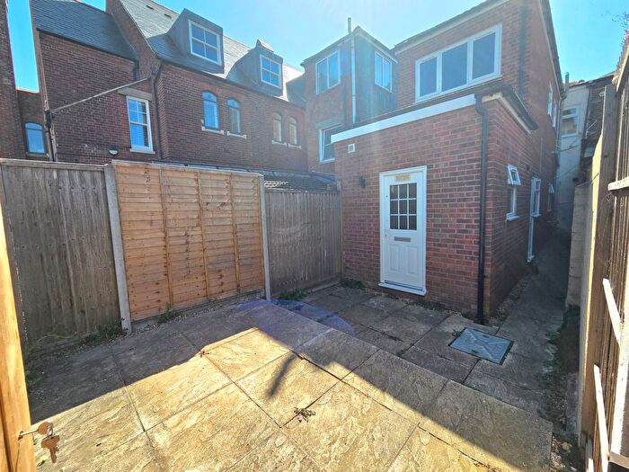 1 Bedroom Flat To Rent In Stoke Road, Gosport, PO12