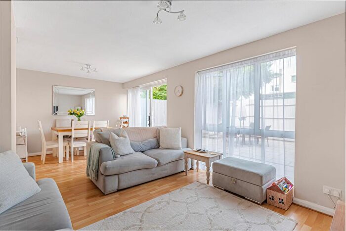 3 Bedroom Terraced House For Sale In Berkeley Court, Ham View, Shirley, CR0