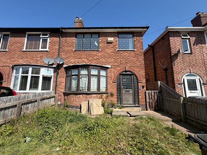 3 Bedroom Semi-Detached House For Sale In Newport Avenue, Melton Mowbray, LE13