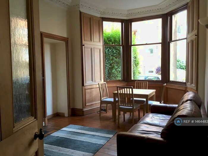 2 Bedroom Flat To Rent In Goldenacre Terrace, Edinburgh, EH3
